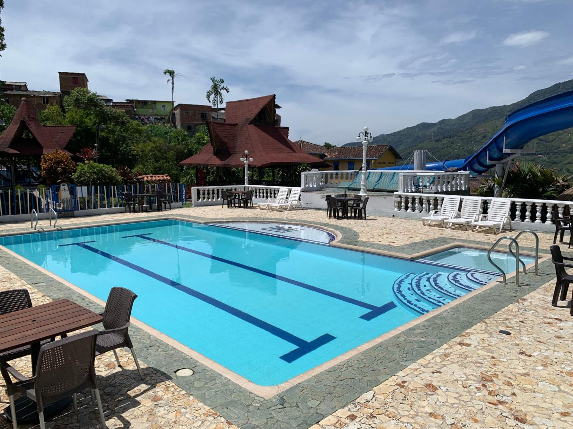 Hotel Aguatur Кокорна Екстериор снимка